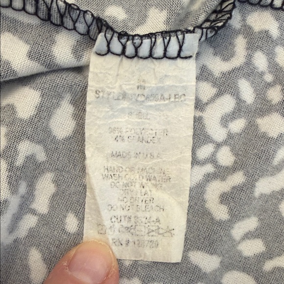 Dee Elly Leopard Print Women's Short Sleeve Top, Size Medium - Picture 6 of 6